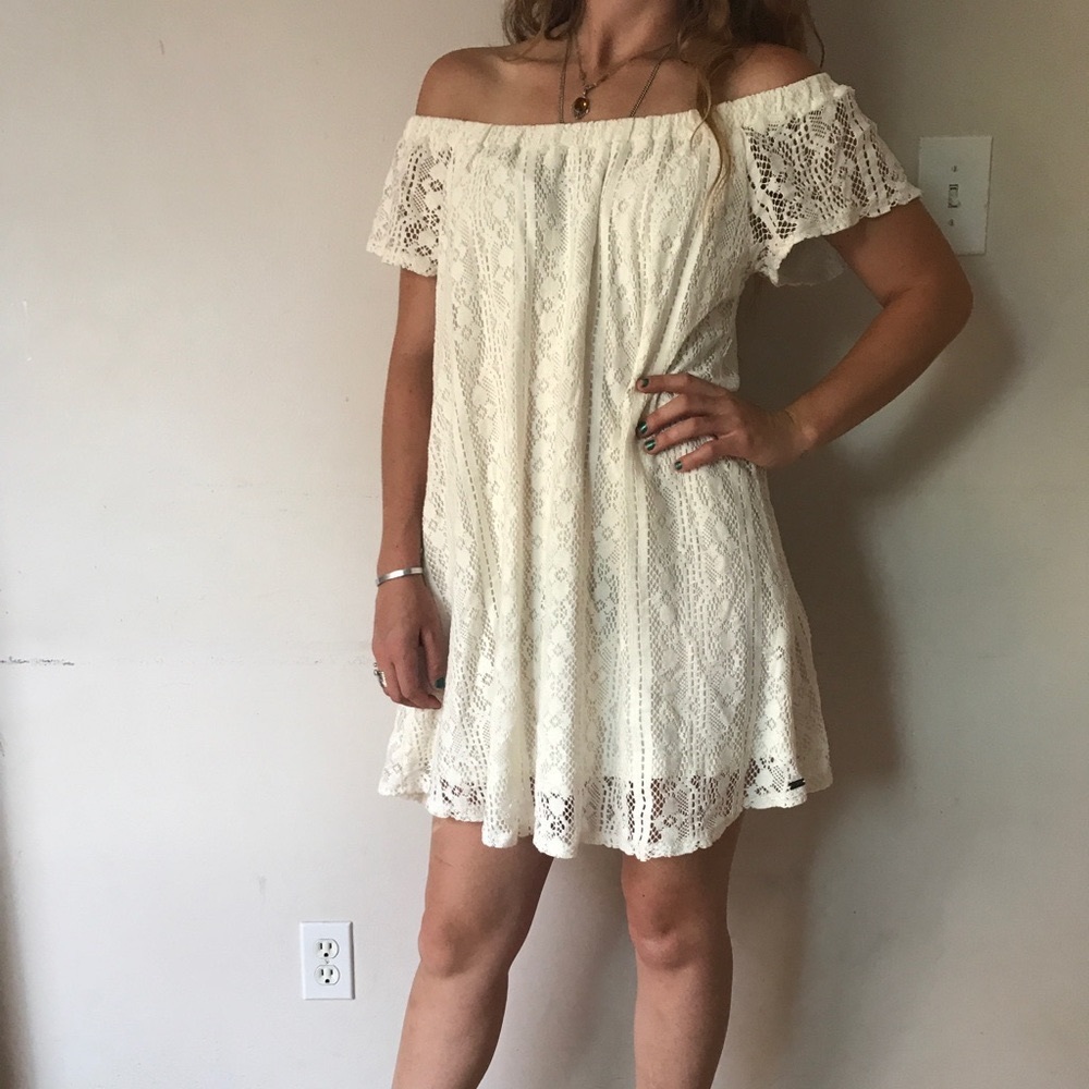 Roxy Off-the-shoulder White Lace Dress
